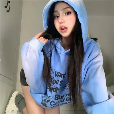 蜜桃女孩